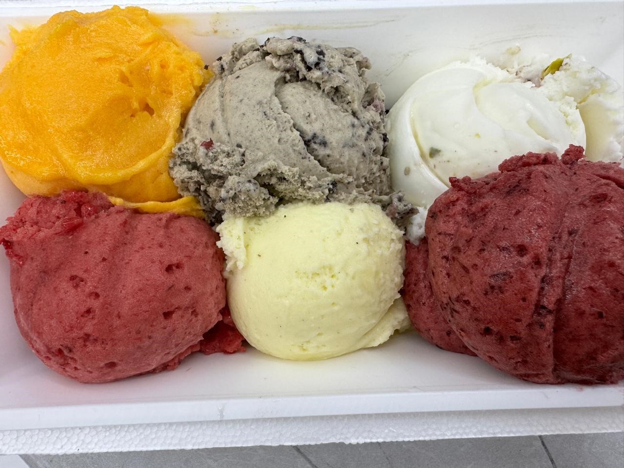 Ice Cream 1/2 Kg